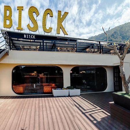 Bisck Hotel & Resort Пули Экстерьер фото