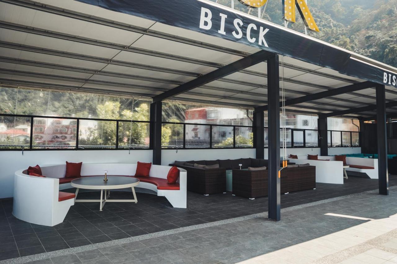 Bisck Hotel & Resort Пули Экстерьер фото